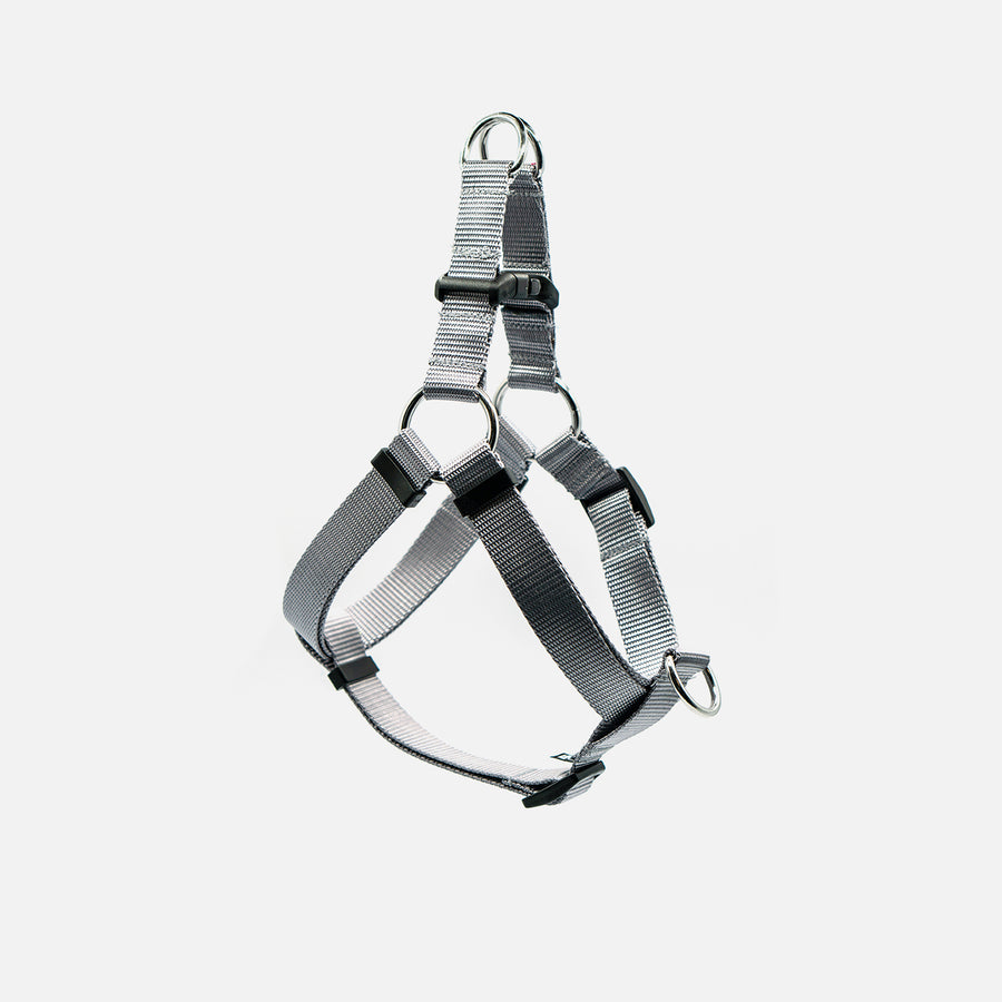 Woof Concept grey step-in dog harness made in Canada, designed for comfort and easy attachment to dog collars, perfect for pet owners.